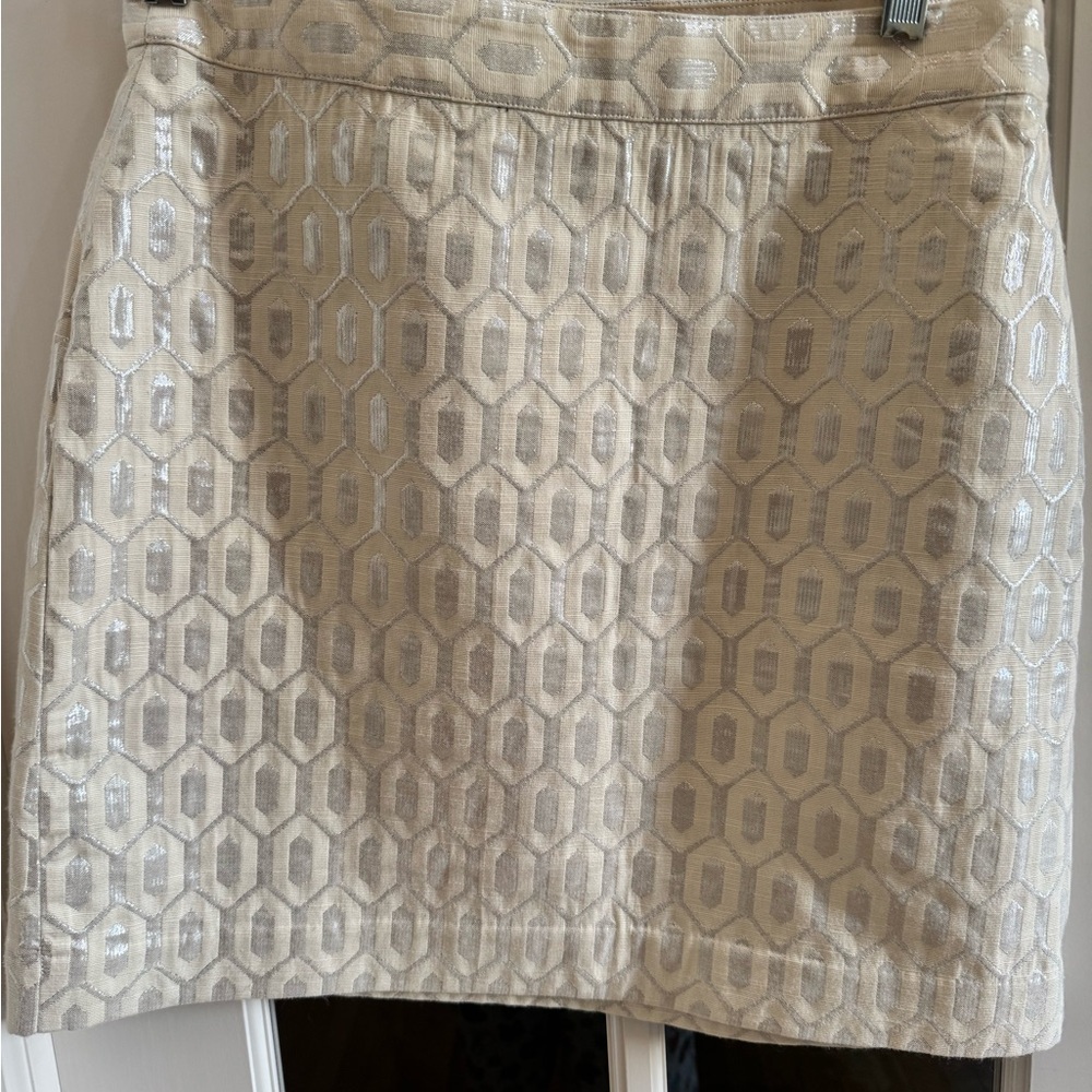 Banana Republic Silver Metallic Geometric Mini Skirt - Size 6 - NWT